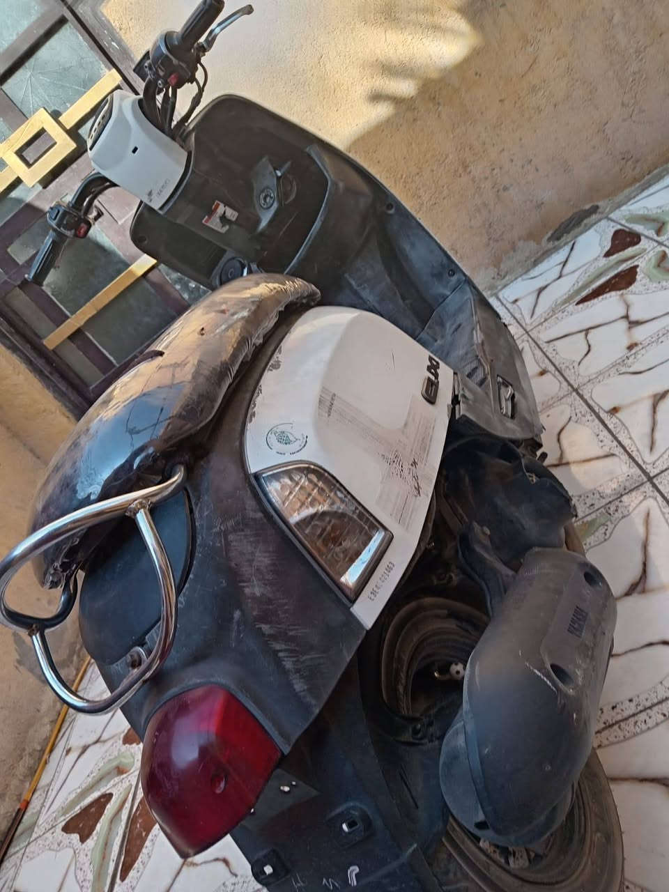 دراجة بوليس نوزل الدراجة جاهزة مجهزة كهربائيات كلهة شغالة امبدل بس بستم مفتوحة مرة وحده الله شاهد الدراجة تخبل شلعة ومعدل اتصل وبيك خير ودلل مناسبة كلش 450وبيهة مجال قليل الله شاهد متوازي عليهة
***********
