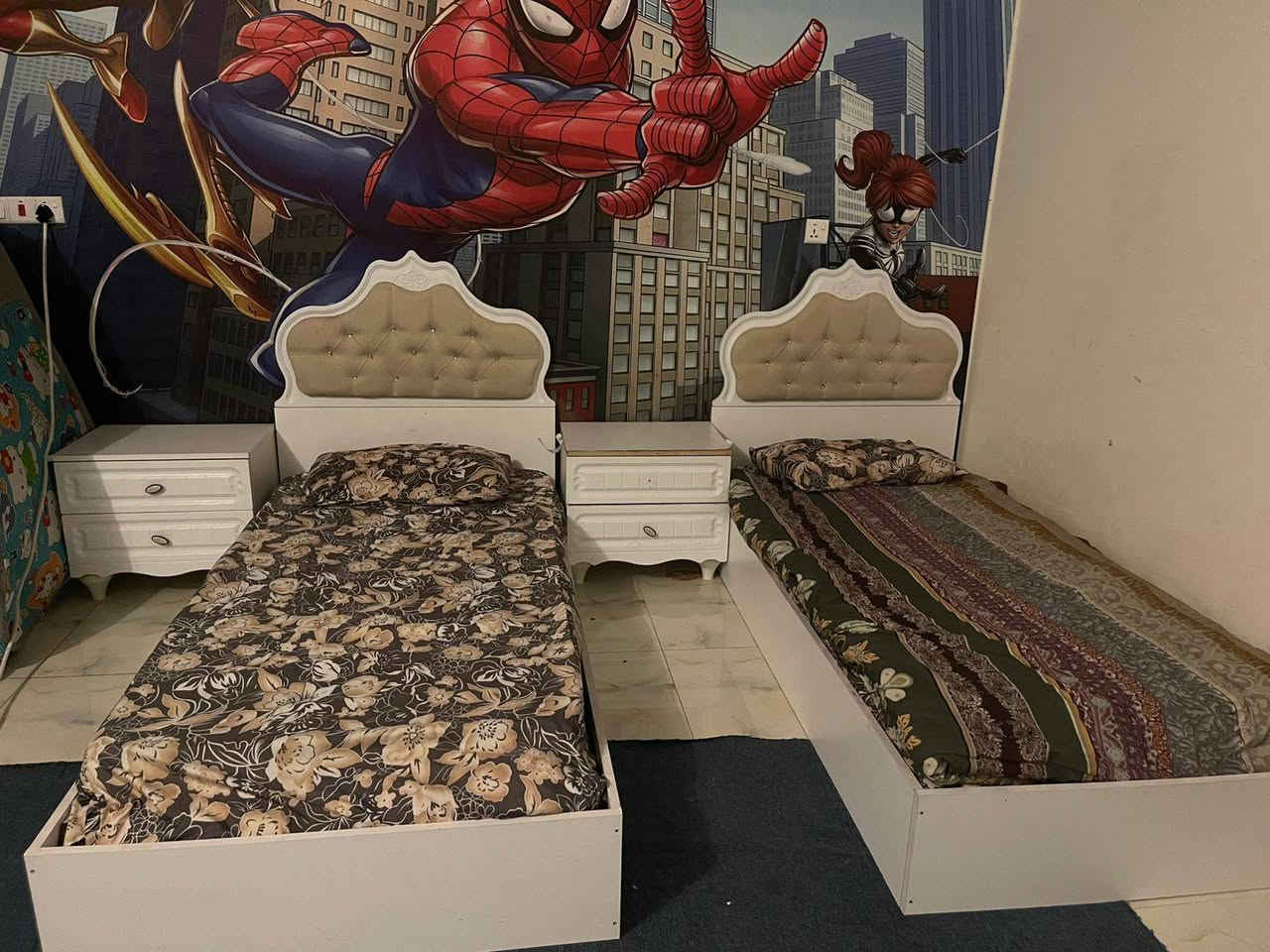 غرفه اطفال كنتور +جرابي ٢ + ميز جربايه ٢ + ميز بلازمه وميز مجر وزاويه مرايه
سعرها ٣٠٠ بدون شد ونقل للتواصل ماسنجر او واتساب ***********
