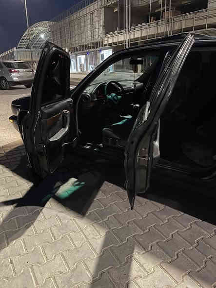 سلام عليكم من رخصه ادمن سعره (61💵💵) بي مجال و525موديل 1990 اصل وفصل كير عادي ضربته خفيفه كلش سلايت شغال صدر امامي خلفي كوله جديد رقم مميز بسمي مكينته كلش قويه تايرات ويل جديد دبلات جديد شادهن سياره خير من الله مابي اي نقص 4 جامات كهرباء مكاني ديالى خانقين وقم موبايل ***********
