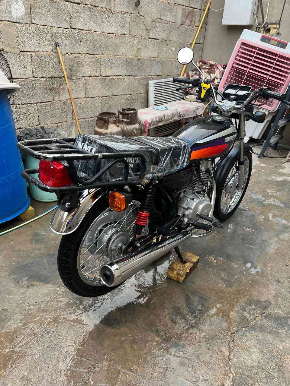 سلام عليكم اربعه كير موديل ٢٠نضافه شوفت عينك وحله بعد متواجد خاص رقم ***********
