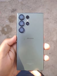 تليفون اس 23 التره لون زيتوني  ذاكره 256 شريحه وحده بدون ملحقات مكسوره...