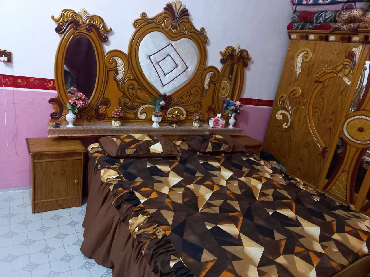 غرفه اخشاب للبيع للإستفسار ***********
