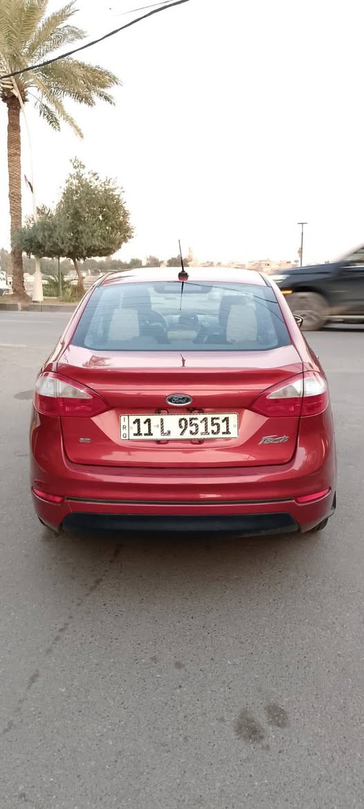 فورد فيستا 2018 للبيع بدووون ارباك ضرر جداً بسيط شرط دبة مي بلادية صور حادث بلمنشور👇
رقم بغداد الجديد بسمي هزة و  سنوية لل ٣١ 
        مواصفات ال se 
-كامرة دوارة
-تحكم ستيرن جهتين 
-نشرة داخلة متغيرة
-ويل كب
-بروجكتر
-مري وجام كهرباء
- بلوتوث 
سيارة ماشية ٦٠ الف وجاهزة مال جناي 
سيارة خير من الله سريعة وقوية جدا وغراضهة جدااا رخيصة للي ميعرفون بيهة . يعني تسوة ابو الكوري + عالية عن الشارع 
مكاني بغداد سعر ٨٩ وبي مجال للاستفسار ***********
