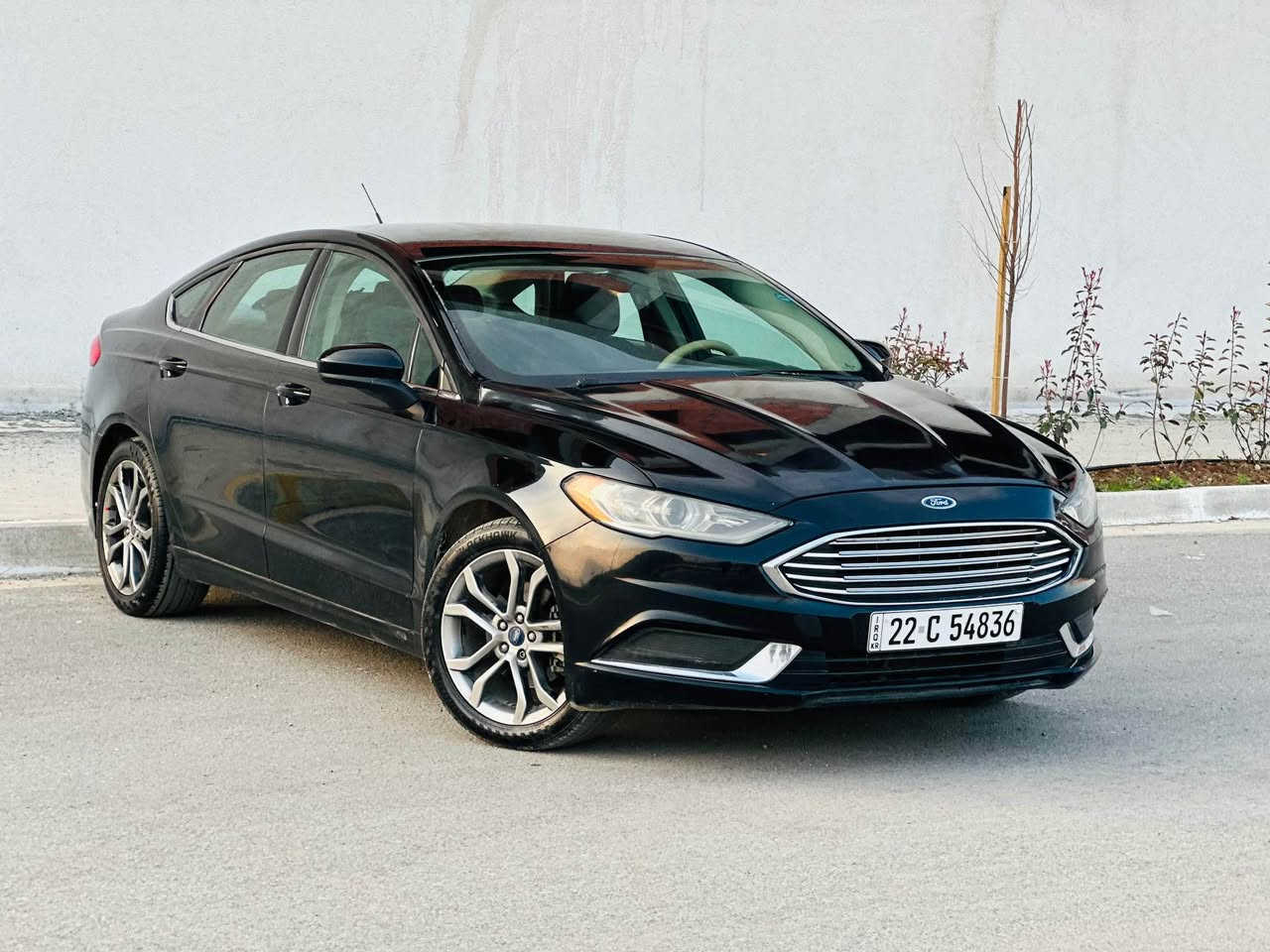 فۆرد فیوژن 2017 ڕەنگی ڕەش)***********
 سەیارەکە ١پارچەی بۆیاخە بێ ناوگرتن بێ ئیرباگ پێشو دوای کەپسە  سەیارەکە مەکینە گەرەیەبەشرتە مەکینە ۲.٥ بێ تۆربۆیە گێڕو مەکینەی نەکرواتەوە سەوتوو دەنگ و بوخاری نیە پێش و دوای تەقەو ڕەقەی نیە هەموو گیانی بەشەرت سەنەوی ڕەقەم و هەموو شتێکی تازەیە. سعری115 گەڵاو مەجالێکی کەم 
. رانية, السليمانية
