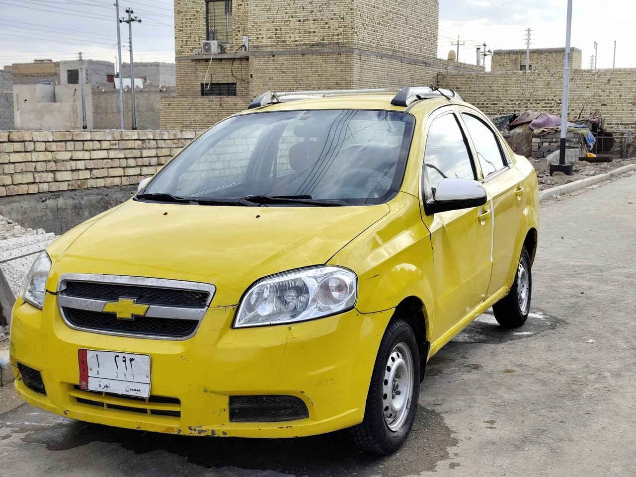 الســــــلام عليكم 🙋🏻‍♂️
افيو موديل 2008 💎
گير مكينه حداديه شرط كهربائيات كلها شغاله
بيها باب مبدل الباب الورا السايق سنويه مامنتهيه 
مكاني ميسان وراعيها بميسان السعر 🤑 35
وبيها مجال للشراي {***********}
