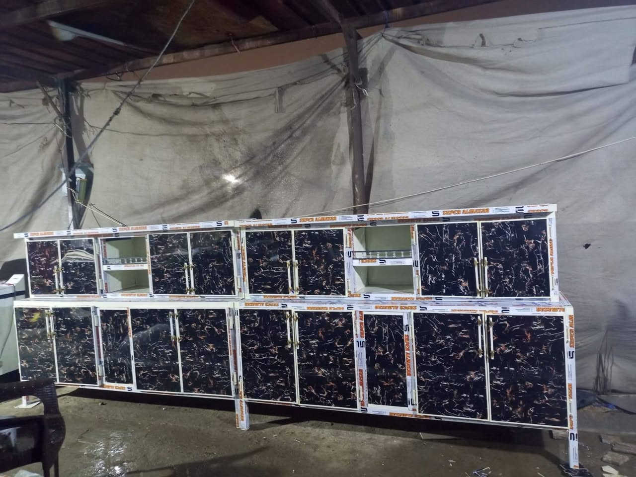 مترين علرقم ***********
