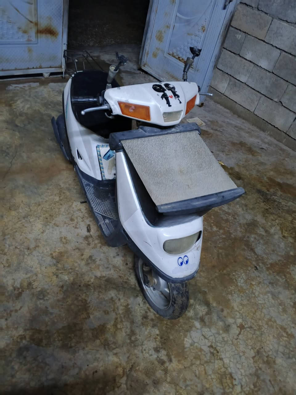 . ياماه.  كفرات كله بلادي كهربايات شغاله  سعره. 200 بي مجال   ***********
