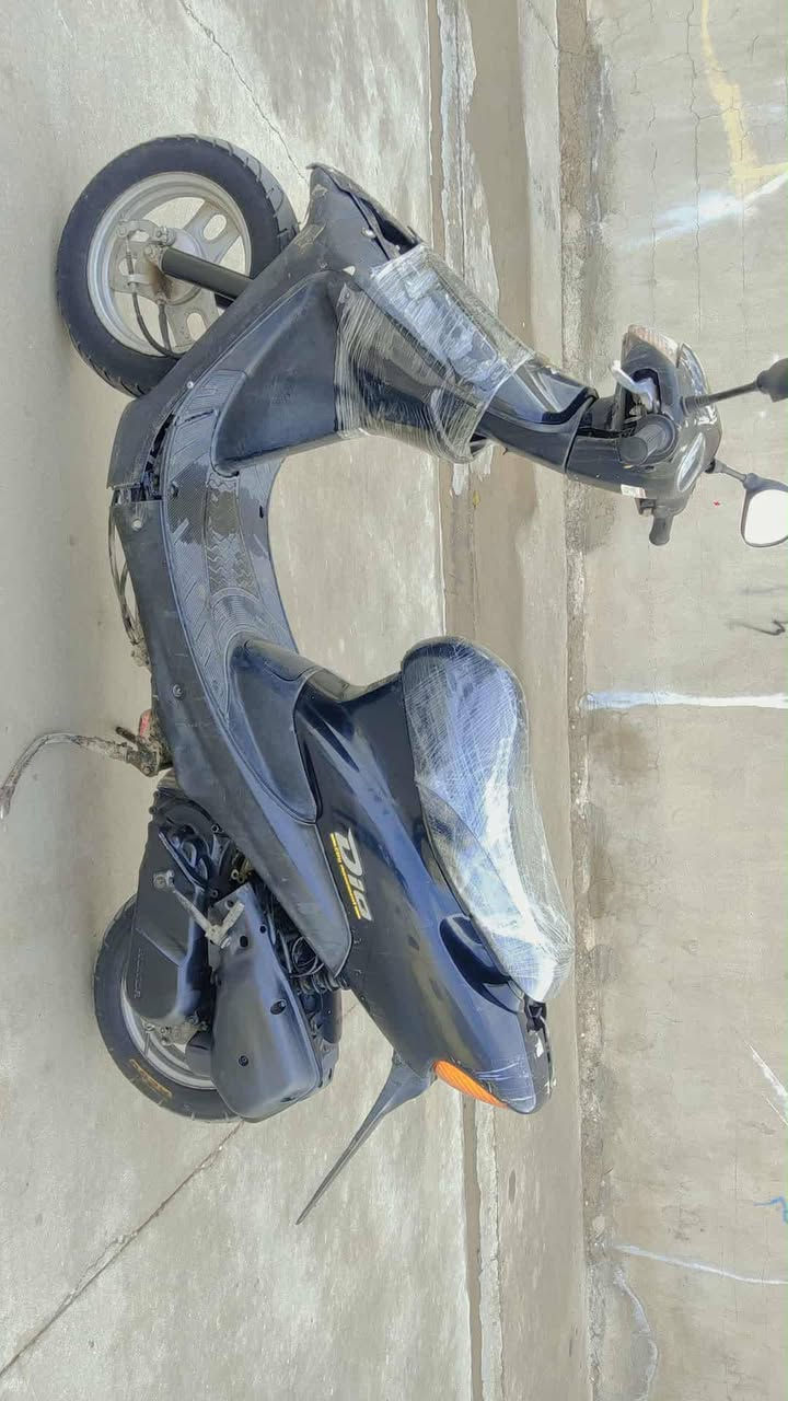 هوندا كله شغاله كهربائيات كله شغاله محرك مامفتوح ناعم فول نشاط كابريتر بلادي صالنه بلادي ماطور كله عل بلاد مابي اي نقص ولا عطل سعره 150 وبي مجال للشراي عنوان كركوك حي النصر ***********
