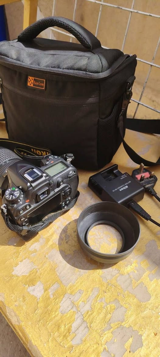 كاميرا نيكون 7100 للبيع البصره نظافه الكاميرا 95% كاميرا مع شاحنه مع جنطه مع بطاريه العنوان البصره لا يوجد توصيل تجي وتشوف بعينك سعر 650 وبيها مجال للاستفسار واتساب او اتصال غير متواجد في الفيسبوك ***********
