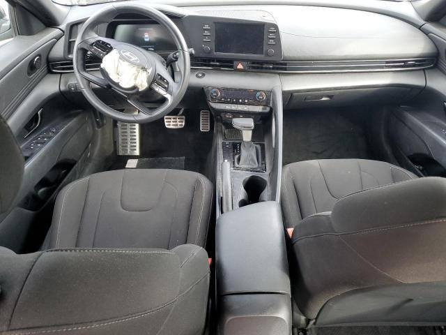 2025 HYUNDAI ELANTRA SEL SPORT
واصل الى ميناء العقبه 111 
واصل بغداد  140 
واذا عندك كتاب شهداء واصله بغداد 122
***********
