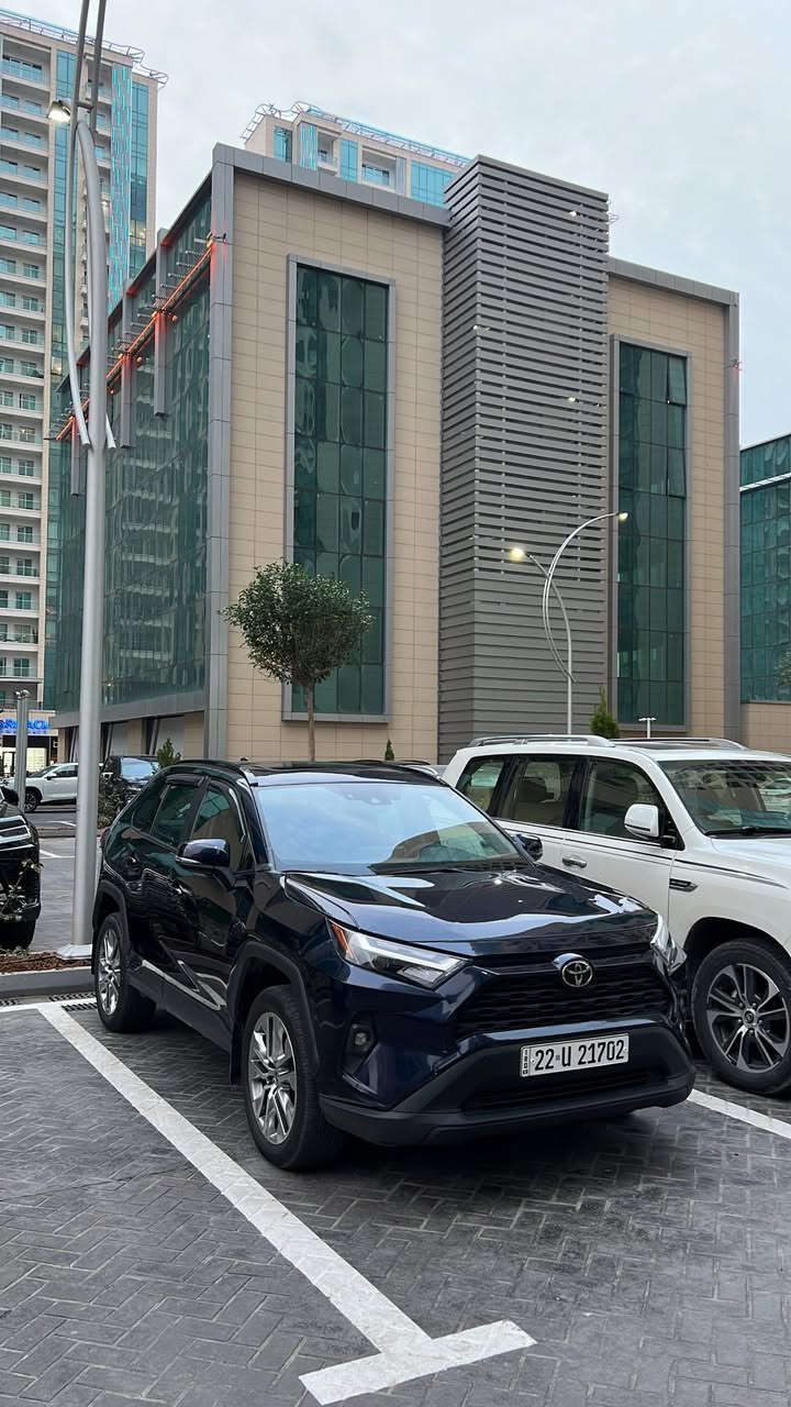 ‎السلام عليكم
‎تويوتا رافــــ4 موديل : 2023 
حادث السياره باب وجاملغ + و السكف بيها تعديل PDR
شي بسيط اني عدلته 

ايرباك بس برده 

وسياره باسمي تريد تحويل او وكاله اني حاضر 

سعر $19,200 وبيها مجال لطيبين 
‎المواصفات XLE 

‎دەبل اکسل (𝐀𝐖𝐃)
‎کیج الکتروني
‎‏‎ابواب بصمة
‎‏‎بصمة تشغيل 
‎تشغيل عن بعد (𝐑𝐄𝐌𝐎𝐓𝐄 𝐒𝐓𝐀𝐑𝐓)
‎‏‎شاشة دشبول ديجيتال
‎كاميرة 
‎هاند بريك بصمة
‎اوتو هولد (𝐀𝐔𝐓𝐎 𝐇𝐎𝐋𝐃)
‎اوتو ستارات (𝐀𝐔𝐓𝐎 𝐒𝐓𝐀𝐑𝐃)
‎اوتو ستارات (𝐀𝐔𝐓𝐎 𝐒𝐓𝐎𝐏)
‎رادار امامي (تحديد مسار)
‎‏‎رادار جانبي (نقاط عمياء)
‎‏‎رادار خلفي (التحذير من الاصطدام)
‎‏‎حساسات امامي
‎‏‎حساسات جانبي 
‎‏‎حساسات خلفي 
‎نظام (𝐄𝐂𝐎)
‎نظام (𝐍𝐎𝐑𝐌𝐀𝐋)
‎نظام (𝐒𝐏𝐎𝐑𝐓)
‎نظام (𝐎𝐅𝐅-𝐑𝐎𝐀𝐃)
‎‏‎تحكم استيرن 
‎استيرن تدفئة
‎‏‎كشنات كهربائي
‎‏‎كشنات تدفئة
‎‏‎تبريد لمس
‎‏‎تبريد مركزي 
‎‏‎صندوق شفط كهربائي 
‎‏‎لايتات (𝐋𝐄𝐃) عدسة زينون بيلادي‏
‎‏‎بكلايتات (𝐋𝐄𝐃) بيلادي
‎‏‎ويل كروم

‎تفاصيل اكثر الاتصال علی ارقام التاليه ‏
‎واتساب 
☎️ ***********
مكان السياره اربيل
