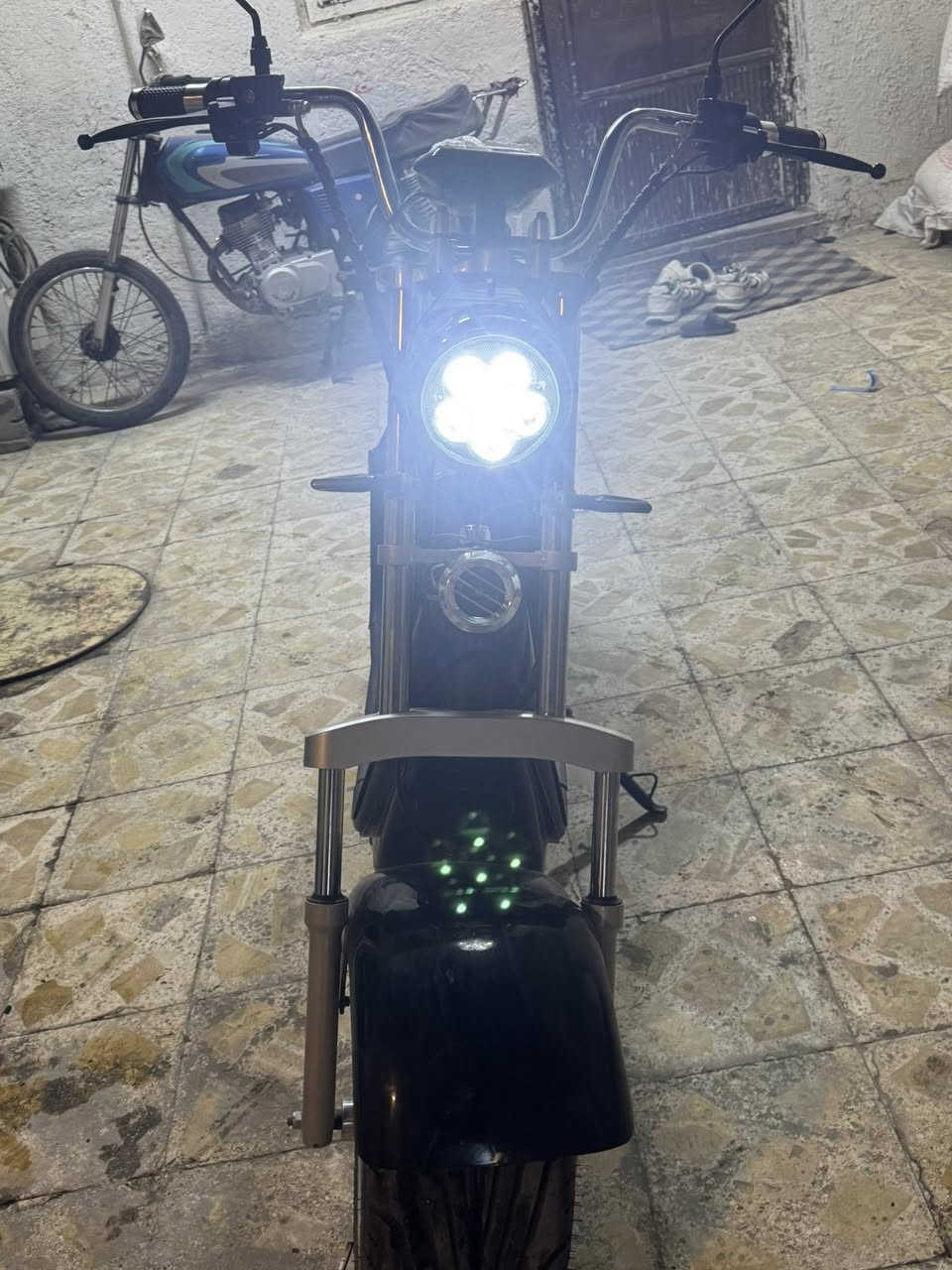 السلام عليكم دراجه شحن هارلي جديده بل الجيس لايت اشاير ديجي  كلشي شغال مكفوله من كلشي سعرهه 750 وبيهه مجال بسيط الرقم ***********
