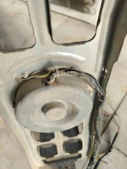 فان قطعه خارجيه طنين توسوت غاز ٤١٠ للبيع شغال هوه وقاعدهه
٤٠  الف
***********
