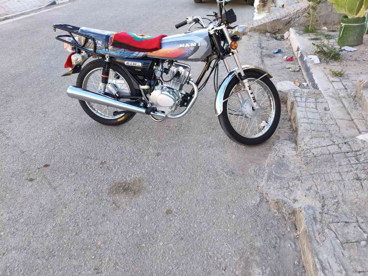 سلام عليكم لبيع دراجه ربعه كير متياز مديل 27 وراق سكنر شيال ربع بوري رفيع طبق الشلامجه كلث حرف بعتي جديد ماشيه شي قليل  مكفوله كفاله  سعر 700وبيه مجال مكاني كربلاء يم محطه وقود الفارس رقم الموبايل  ‏‪‏‪0784 744 0469‬‏
