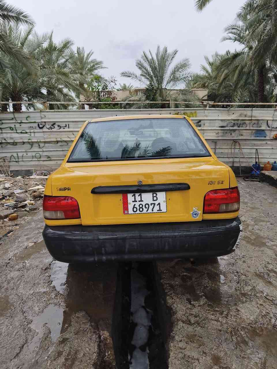 السلام عليكم سايبة موديل2012 نفخ
رقمها بغداد انكليزي مصفر هيئة وخط وبحث وغرامات
شواصي سليمةومامعمرة بلادي مكاني بغداد الكاظمية 
سعر 27 وبيها مجال ***********
