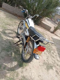 ارشاء للبيع موديل 18 كلك دراجه نضيفه محرك مجفت بس ولفات وبستم 07707715...