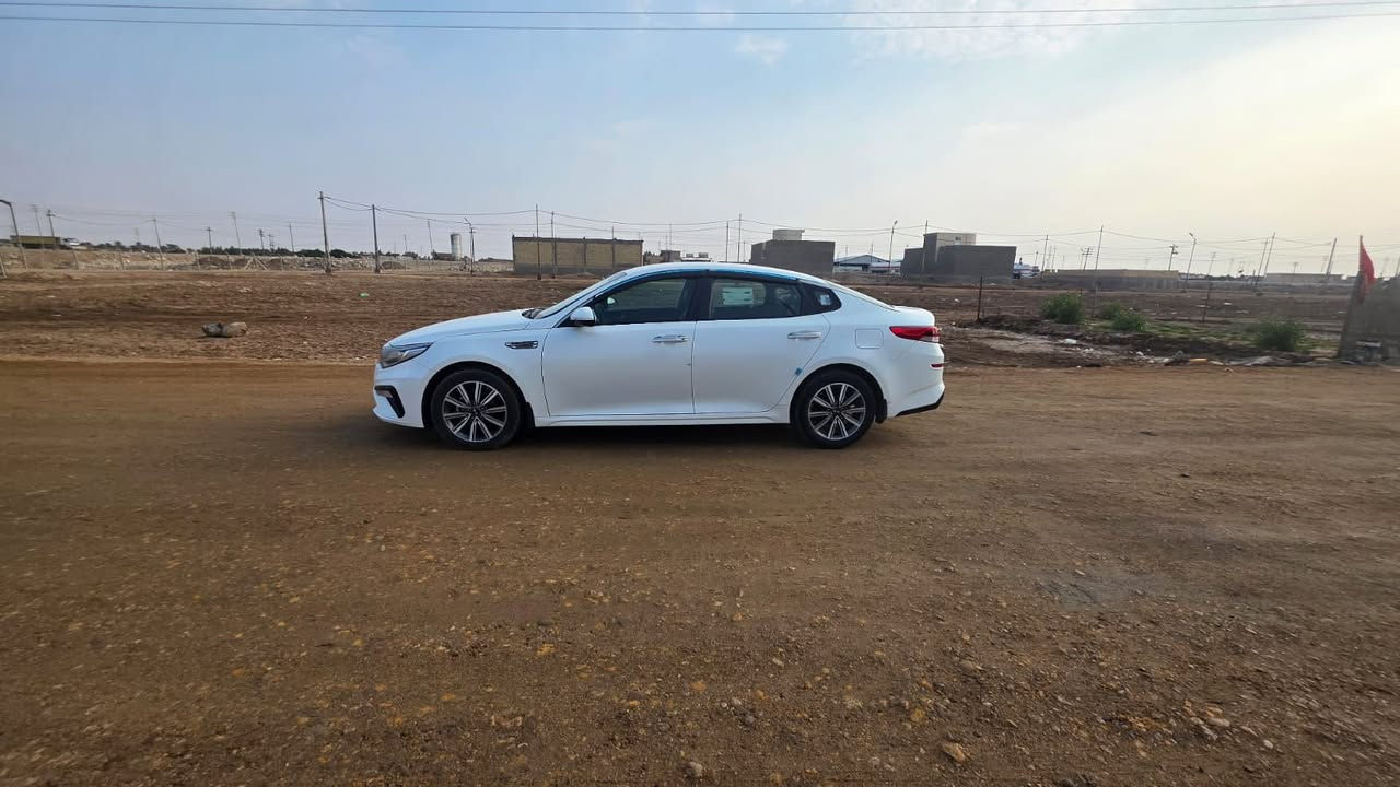 سلام عليكم اوبتمه للبيع خليجي 2020 كفاله عامه مكينه 2400 رقم قادسيه بسمي تحويل ثاني يوم 
مكاني كوت سعر خاص او اتصال ***********
