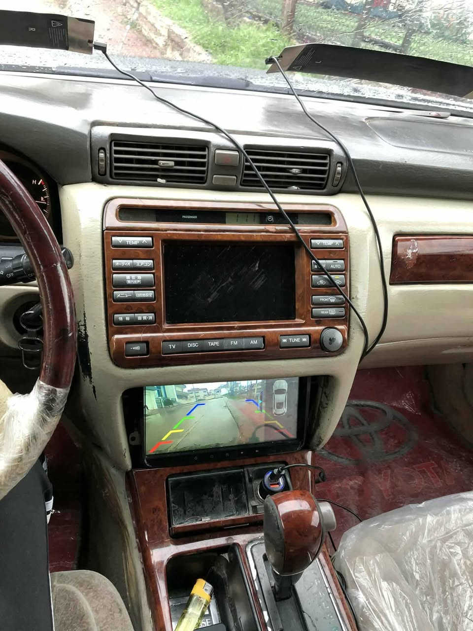 🚘 مەلیکە 2002 DF گەوەرە بۆ فرۆشتن

✅ دوو دوگمە
✅ کامل سپۆرت
✅ دەعامی پێشوو دوا
✅ ساڵانسای سپۆرت + تابڵێی دەنگ خۆش
✅ کامێرای دواوە
✅ شاشەی لەمس
✅ کوشنی کارەبایی
✅ ئاوێنە کارەبا + هیتەر
✅ سەیارەکە بێ مەسرەفە، بە شەرتی فیتەر تەنها 250 دینار مەسرەفی نیە
✅ چوارتایی تازە

🔹 بستێکی بچووک لە چاملغی دواوەی سەکنی هەیە، بەڵام لە جوانی سەیارەکە کەم ناکاتەوە.

📌 تابڵێی سەیارەکە جائیزە
📌 سەیارەکە کۆد نەکراوە، دەتوانیت بۆ خۆت کۆدی بکەیت و بیکەیتە ناوخۆتەوە.

⚠️ تێبینی: تەبریتی ساردی ئیش ناکات، لەوانەیە تەنها غاز بێت.

💰 نرخ: 38 گڵاو — مجال هەیە
*********** واتساب
***********
ناونیشان .. تەکـــیە
