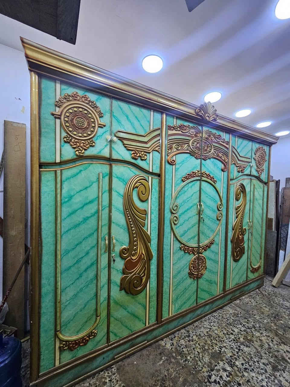كنتور صاج عراقي ست محلق ثكيل ظهر جرجوبه صبغ حراري
سعره 325 وبي مجال مكاني شعب شارع صحه ديوان واكو توصيل داخل بغداد لاتصال واتساب ***********
