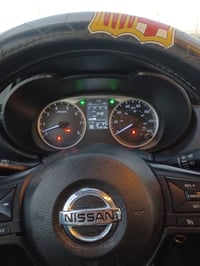 نيسان فيرسا ٢٠٢٣ • ٤١٢١٣ كم • حادث امامي