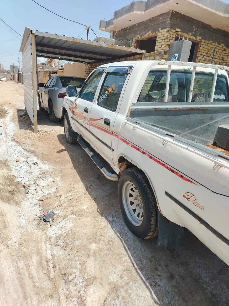 سياره دير 2006  للبيع رقم بصره اصفر
مكينه بيههه تنقيص قليل السعر 22. بي مجال
المكان الناصريه قضاء النصر لاستفسار اتصل ***********
