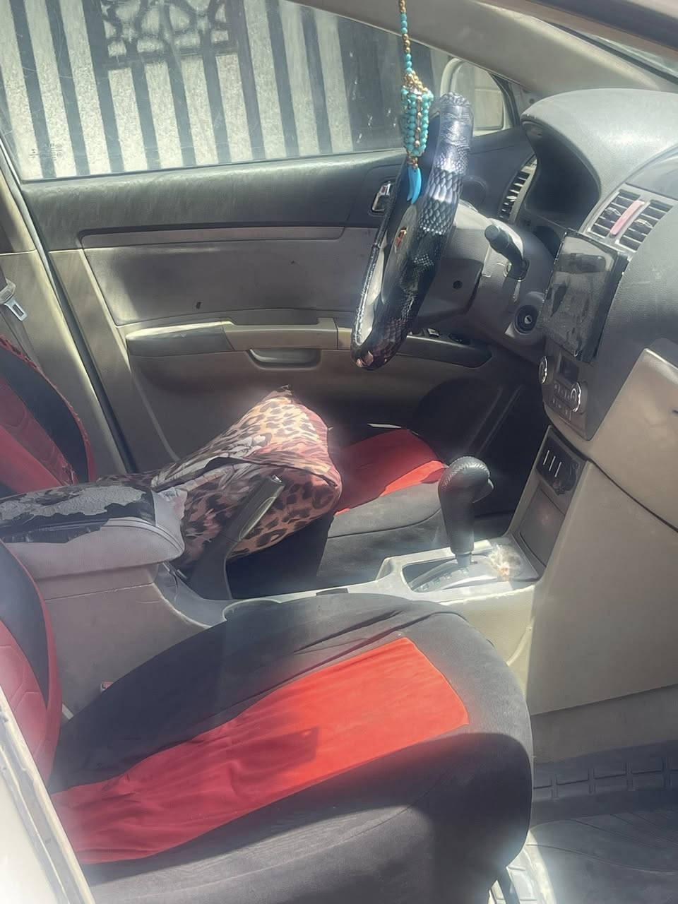 سلام عليكم ام كراند شكل المرغوب مكينة و كير كورلى بي كا چو 1800مديل 13تحوير علة وضع الشركة بدون اي نقص شرط شرط وضع الشركة من كل التفاصيل مكان السيارة واسط كوت شرط تحويل سيارة باسمي شخصيا اريد مراوس كية حمل ***********خوان انا مكلف بل نشر
