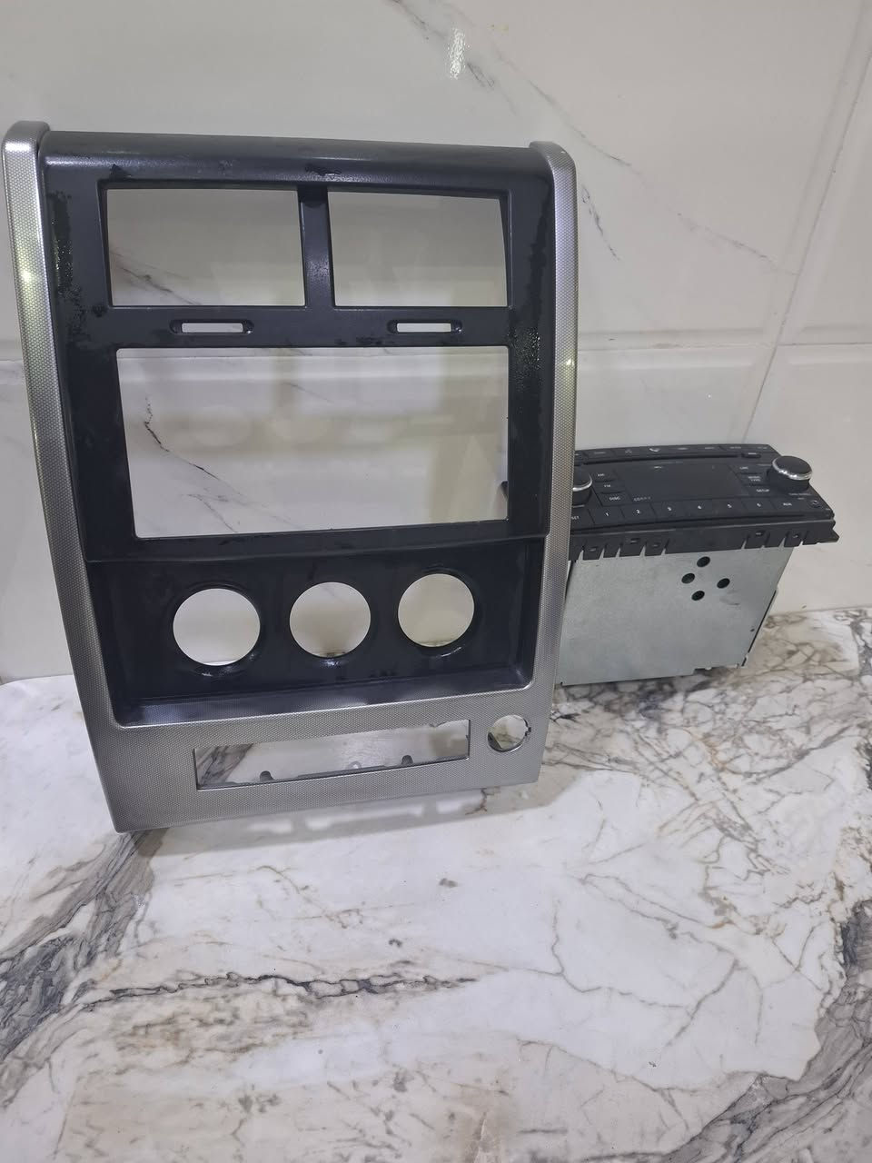 سلام عليكم مسجل مال جيب لبرتي واطار بلادٍ والسعر قيم بل يرضي الله ***********
