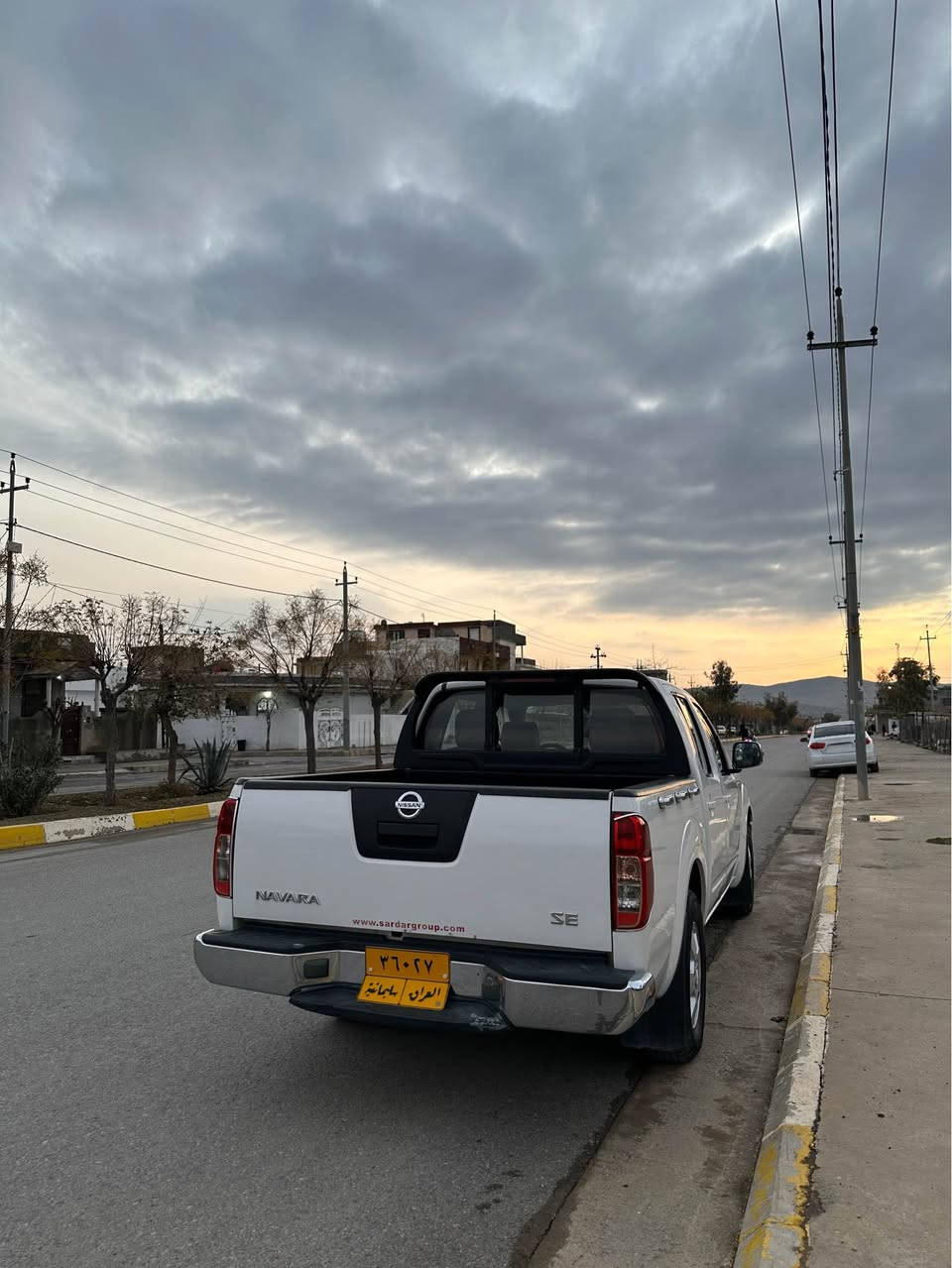 نیسان نەڤارا 2008 بۆیاغی نیە تەنها 140 هەزار ڕۆیشتووە سەیارەکە بەناو خۆمانە و سەنەوی بەسەرچووە زۆر خاوێن ماوەتەوە 107 گەڵا و مەحامەلە یەکی کەم..
0751 180 72 00 رانية, السليمانية
