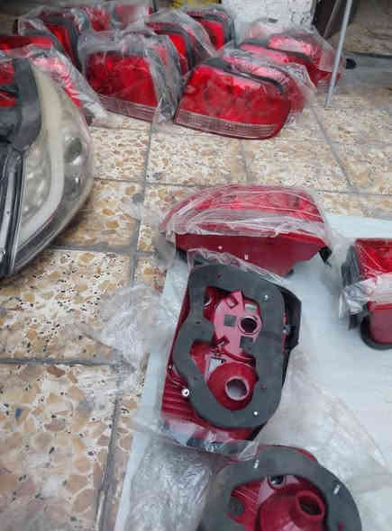 السلام عليكم ...                        
متوفر بك لايت سوناتا وفود اصلي كوري جديد وغير مستعمل .
للاستفسار :- بغداد/كراج الخالدي  ساحة الطيران / الشارع العريض 
ابو علي / ***********
