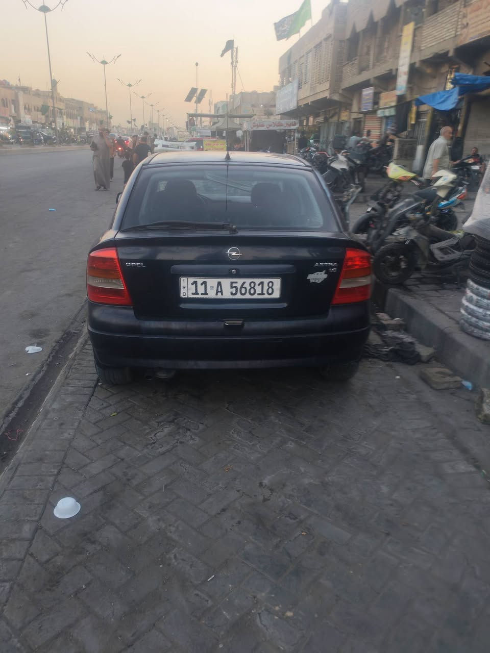 سياره جاهزه من كلشي مكينه وكير مكفول موديل 2002 التبريد شاد منظومه جديده بس غاز نقصها
السعر ٤٨ وبيها مجال
***********
