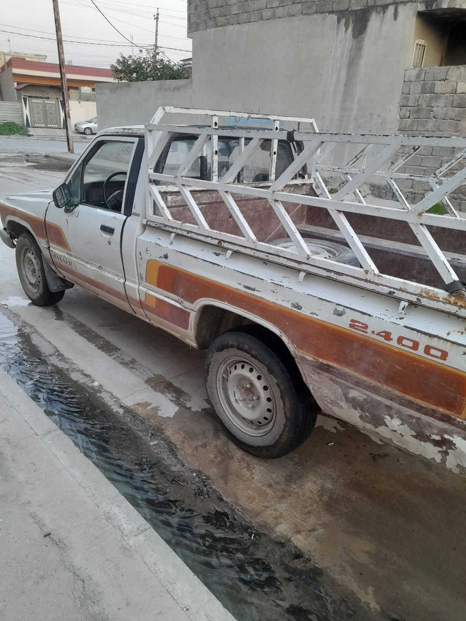 السلام عليكم بيكم 88للبيع محرك اكسن كير شاصي شرط كابون موجود رقم نينوى اصفر استفسار اتصل ***********السعر 22بي مجال
