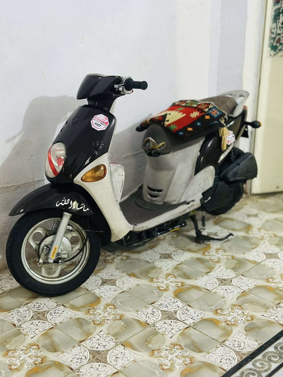 السلام عليكم دراجه فله للبيع صارله ٣ اشهر طالعه من الحاويه نقصهه بس ترايش مكاني كربلاء طويريج للأستفسار ***********
