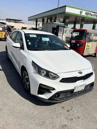 كيا فورتي 2019 وارد أمريكي محرك 2000 دوش كير AT المرغوب حادثه بامريكا ...