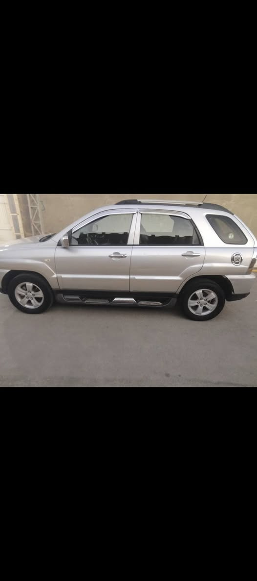 للبيع كيا سبورتج موديل ٢٠٠٩ كفاله عامه
الون رصاصي فضي داخل اسود
محرك ٢٠٠٠ 
كير اوتوماتيك
طخم تاير جديد 
مري جانبيه كهرباء
شاشه 
تبريد تدفئه جاهزه
طخم تايرات جديد
صدر جديد
سياره مكفوله موجود سونار
 كير ومكينه خير من الله
باسمي رقم انكليزي سنويه ٢٠٣٠ مداور ثاني يوم
السعر ١٢٥ وبيها مجال بسيط
مكان السياره بغداد /مدينة الصدر

رقم الهاتف ***********
