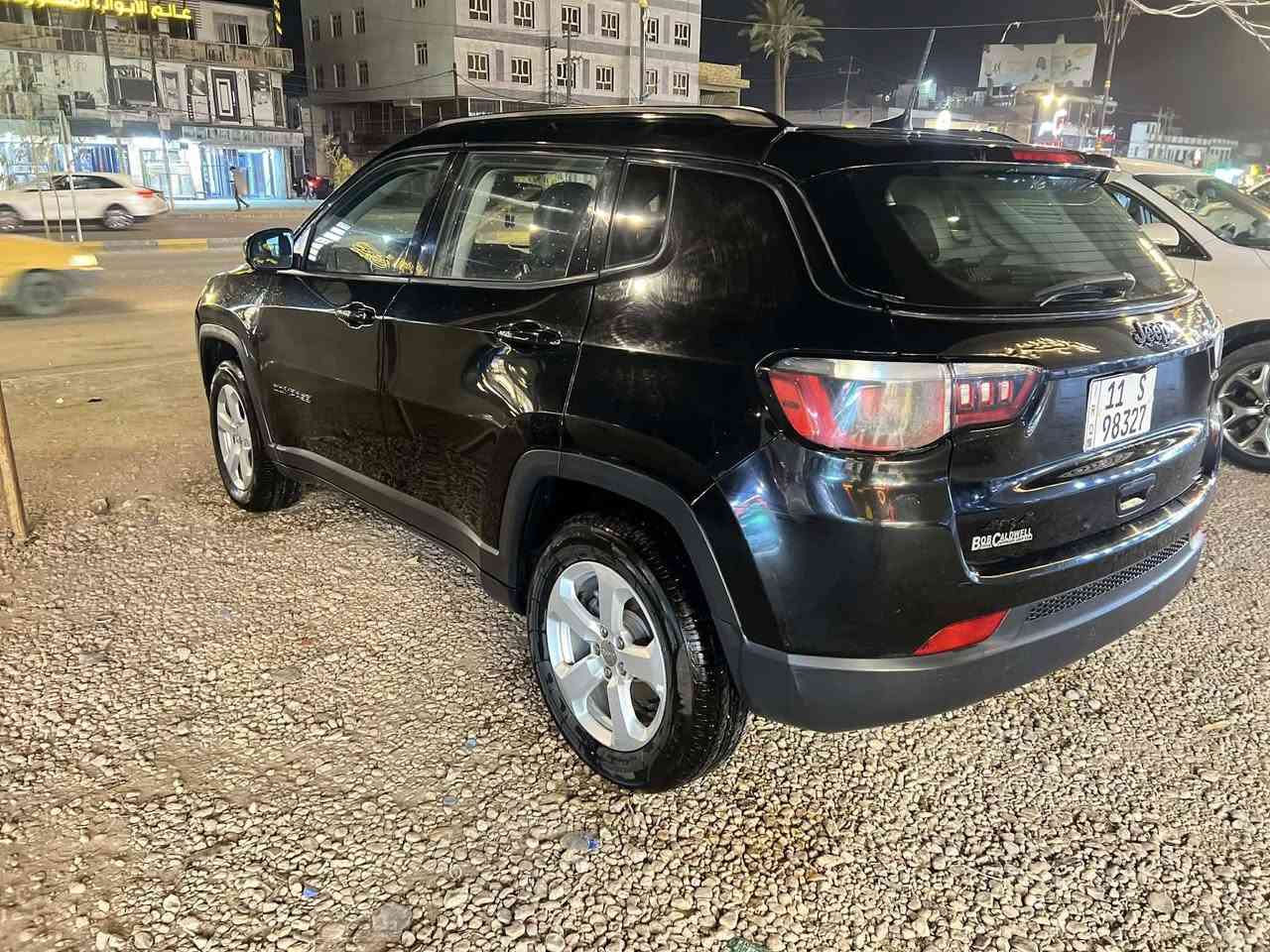 جيب كوماس بيع او مراوس 
موديل 2020
فول عدا الفتحه بصمه 
كشنات جلد تدفه تبريد +ستيرن تدفه 
حادث حلو فقط قطعه وحده البنيد نفسه مصلح بدون اي تبديل 
سياره جاهزه والمراوس حسب القناعه  
للاستفسار ***********
