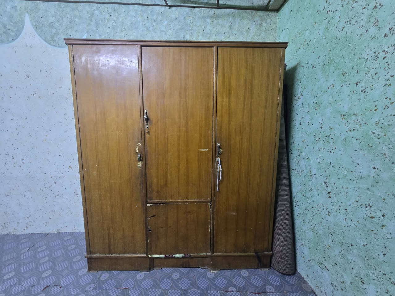 للبيع حي ميسان شلون ***********
