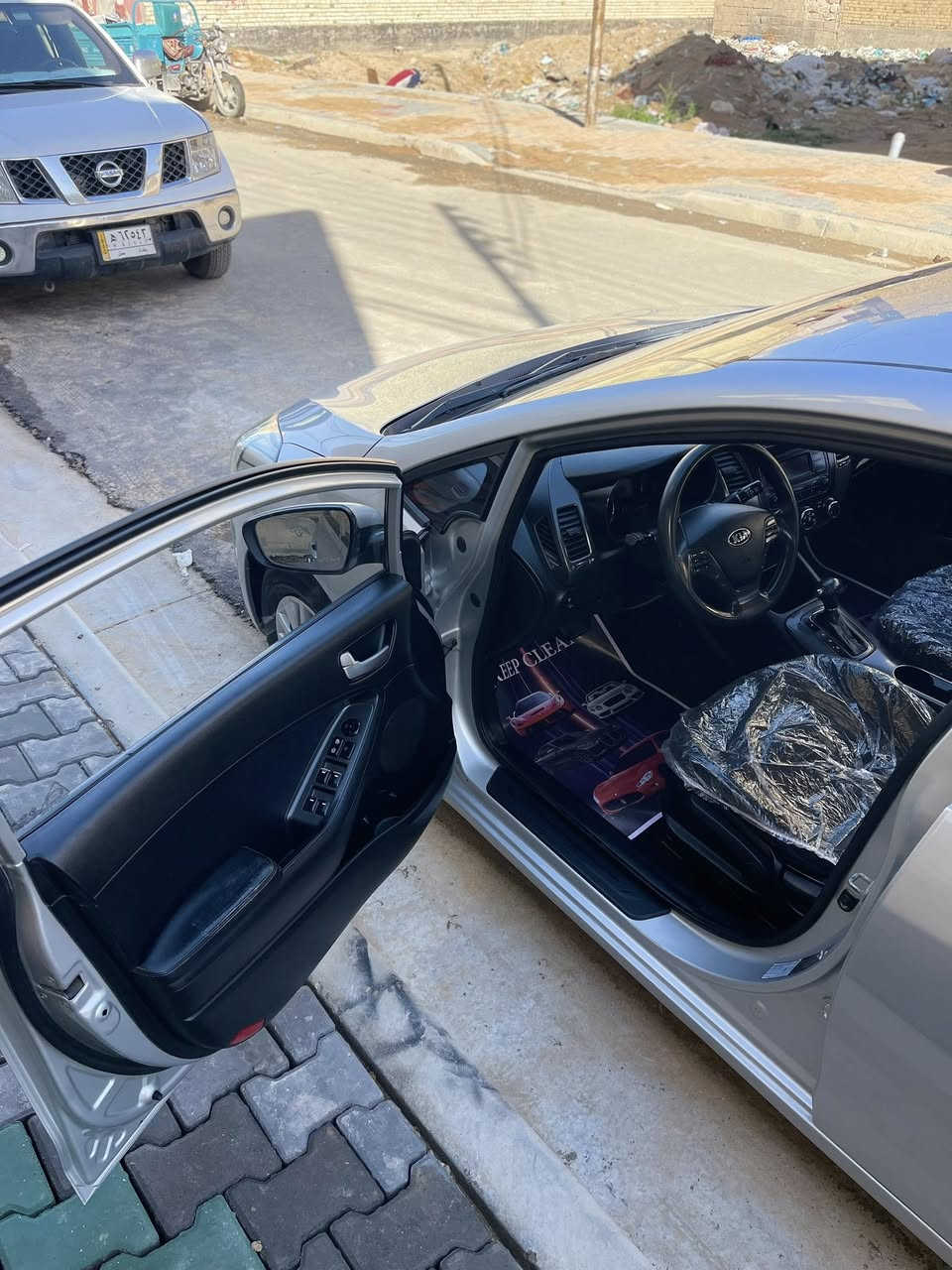 السلام عليكم 
كيا سيراتو  موديل 2016 رقم اربيل باسم شركه  تريد تحويل تريد وكاله السياره  مكفوله وما بيها اي نقص ع وضع الشركه مكينه كير حداديه  و سونار موجود 
 موقع السياره كربلاء سيف سعد شارع المحافظ نصيف الخطابي 
السعر 118$
للاستفسار 
*********** 
*********** 
م. محمد الجشعمي
