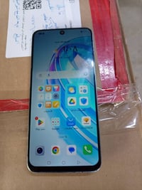 مبايل هونر x8a للبيع مكاني بغداد السعر 135مدبل شاشه اصليه ذاكره 128رقم...