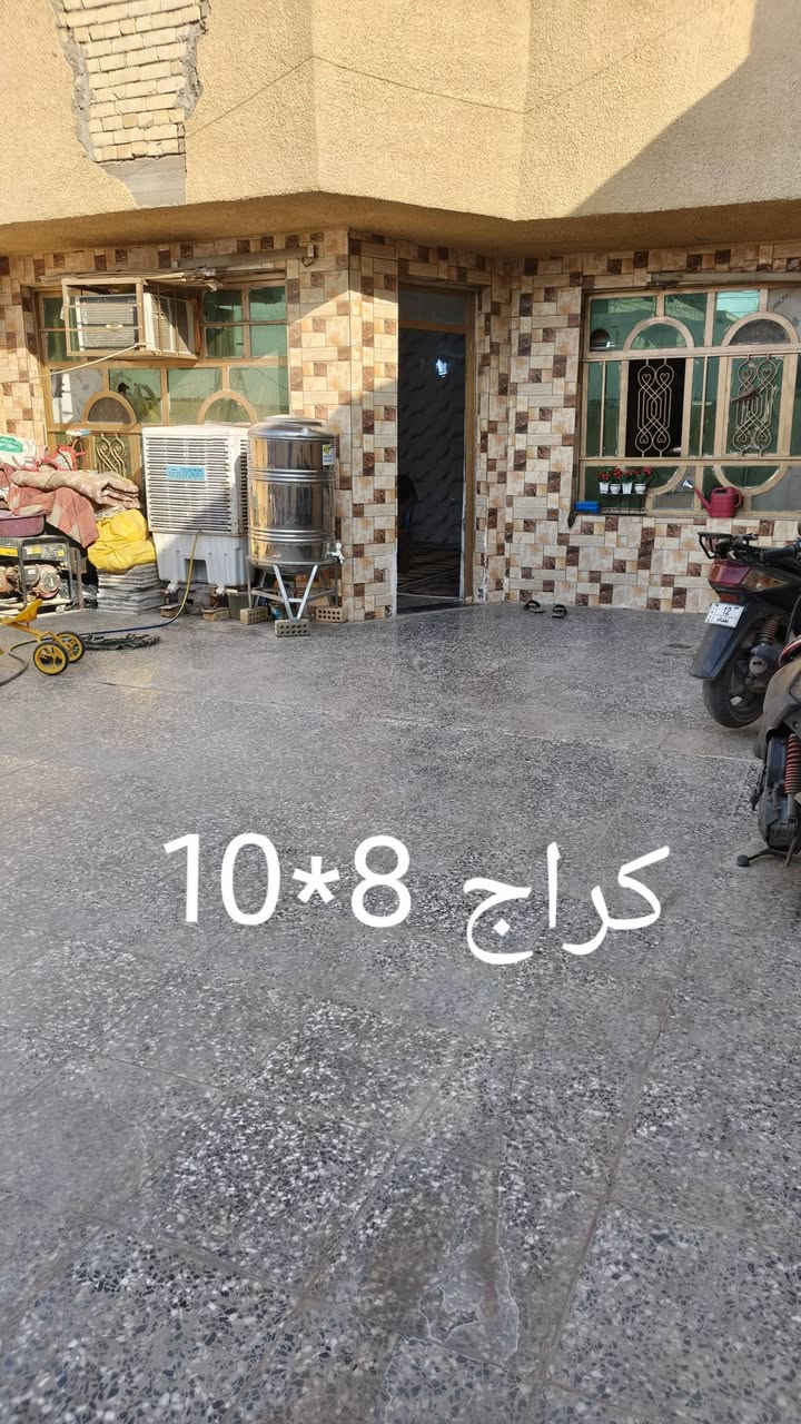🏠 دار للبيع في مدينة الصدر (الحميدية) !
تفاصيل العقار:
المساحة: 200 متر مربع.
عدد الطوابق: طابقين (بناء وتصميم مريح).
🔹 تقسيم الطابق الأول:
كراج سيارة واسع.
غرفة استقبال للضيوف.
صالة داخلية للمعيشة.
مطبخ.
غرف نوم عدد (2).
حمام مشترك.
منور عدد (2) لتوفر إضاءة وتهوية ممتازة للبيت.
🔹 تقسيم الطابق الثاني:
صالة إضافية.
غرف نوم عدد (2).
سطح واسع.
📍 الموقع:
مدينة الصدر - **الحميدية (مجاور الطاقة)**، موقع مخدم وقريب من الخدمات.
علما جميع الدار مبني طابوق ومسلح
💰 السعر:
95 مليون دينار عراقي (وبيها مجال بسيط للشراي المعتمد).
📞 للاستفسار ومعاينة البيت:
الرجاء الاتصال على الرقم: [***********] أو المراسلة عبر الواتساب.
