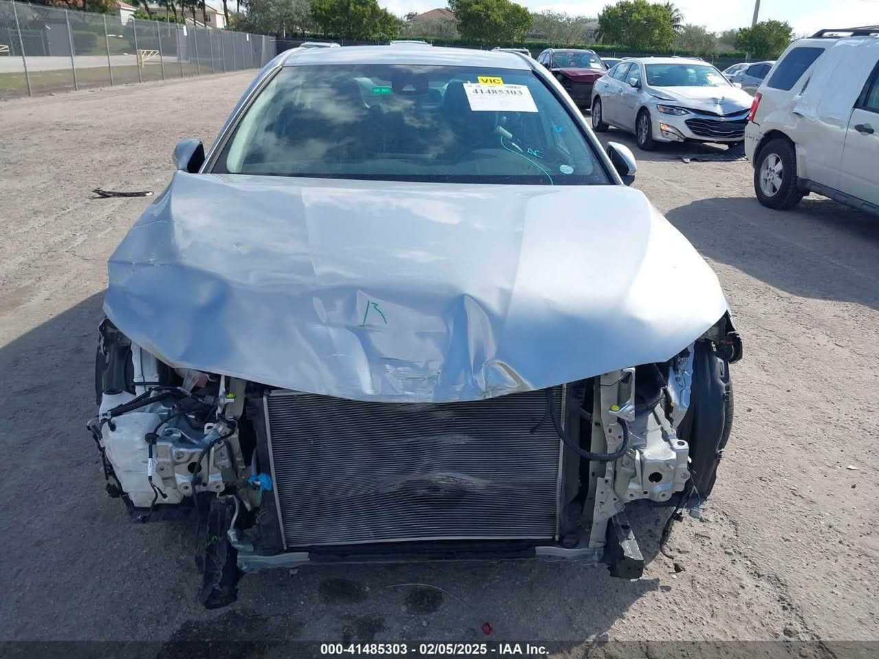 من رخصه ادمن
عربي / كوردي
🚗 195$ للبيع | Toyota Camry SE 2023 🇺🇸
السياره مرقم رقم سليمانيه وجاهز للتحويل
🔹 موديل: 2023
🔹 الفئة: SE
🔹 اللون: سلفر
🔹 وارد أمريكي
🔹 الممشى: 43 ألف ميل
🔹 رقم سليمانية وباسمي جاهزة للنقل

✅ السيارة بحالة ممتازة
✅ جميع الإيربكات سليمة ولم تنفتح
✅ حادث سابق (بونيد + جامبر مصبوغ) والشغل مرتب

المواصفات:
✔️ شاشة كبيرة
✔️ كاميرا خلفية
✔️ رادار أمامي
✔️ تحديد المسار (Lane Assist)
✔️ تحديد السرعة
✔️ شفات تبديل على الستيرن
✔️ 3 وضعيات قيادة
✔️ Sport / Eco / Normal
✔️ Auto Stop
✔️ مقاعد جلد كهربائية
✔️ رنكات SE سود أصلية
✔️ مواصفات عديدة أخرى

للاستفسار واتساب
***********

━━━━━━━━━━━━━━━

🚗 بۆ فرۆشتن | Toyota Camry SE 2023 🇺🇸

🔹 مۆدێل: 2023
🔹 جۆر: SE
🔹 ڕەنگ: زیوی
🔹 هاوردەی ئەمریکی
🔹 ڕێگەبڕاو: 43 هەزار مایل
🔹 ژمارەی سلێمانی و بە ناوی خۆمە، ئامادەی گواستنەوەیە

✅ ئۆتۆمبێلەکە لە دۆخێکی زۆر باشدایە
✅ هەموو ئەیرباگەکان سەلامەتن و نەکراونەتەوە
✅ ڕووداوێکی پێشوو هەبووە (بۆنێت + جامپەر بۆیە کراوە) و چاکسازییەکان بە جوانی ئەنجامدراون

تایبەتمەندییەکان:
✔️ شاشەی گەورە
✔️ کامێرای دواوە
✔️ ڕاداری پێشەوە
✔️ سیستەمی پاراستنی هێڵ (Lane Assist)
✔️ دیاریکردنی خێرایی
✔️ شەفتی گۆڕینی گێڕ لەسەر ستێرینگ
✔️ 3 دۆخی لێخوڕین
✔️ Sport / Eco / Normal
✔️ Auto Stop
✔️ کورسیی چرمی کارەبایی
✔️ ڕەنگی SE ڕەش و ڕەسەن
✔️ زۆر تایبەتمەندیی تری هەیە
بۆ زانیاری زیاتر لە واتساپ پەیوەندی بکەن:
***********

