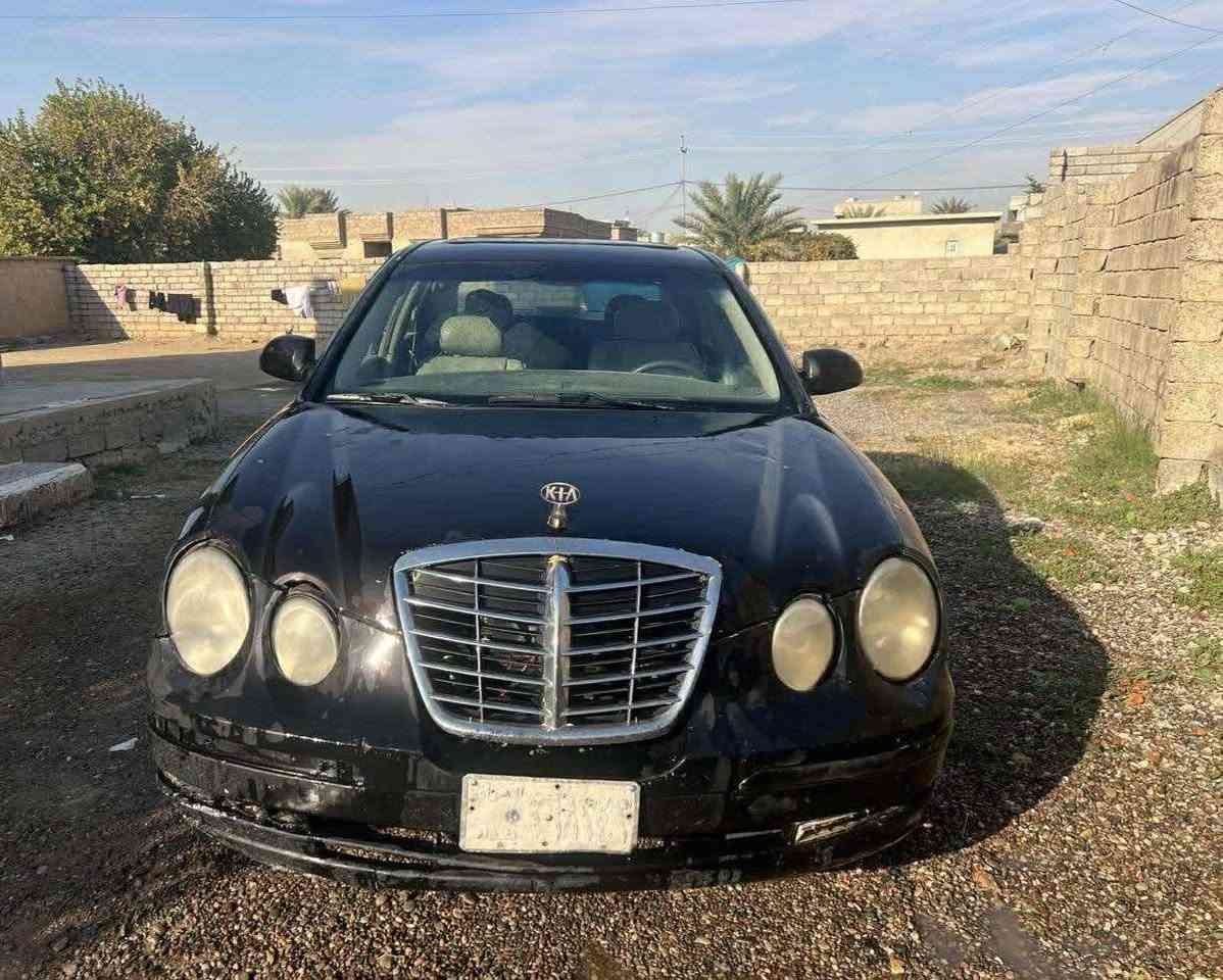 السلام عليكم كيا امانتي موديل 2004 سيارة محورة محرك كورلا 4 .سيارة ايعوزها ترتيبات صدرها تعبان بس سيارة تمشي خير من الله وقطارة بالبانزين سيارة رقمها صدامي بغداد .السعر 20 ورقة وبيها مجال الشراي يتصل أو خاص *********** ويرهم مراوس ❓ملاحضة بدون راعي
