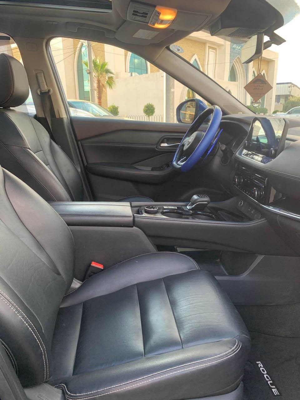 نيسان روك 2023 
فول مواصفات  SL awd 
مكينة ثلاثة سلندر 1.5Turbo
38,000 mile 
رقم اربيل سنوية جديدة 
سعر: 148$
جامرلغ وشبر بونيت صبغ بدون دواخل صونر موجود 
*********** واتساب أربيل, العراق
