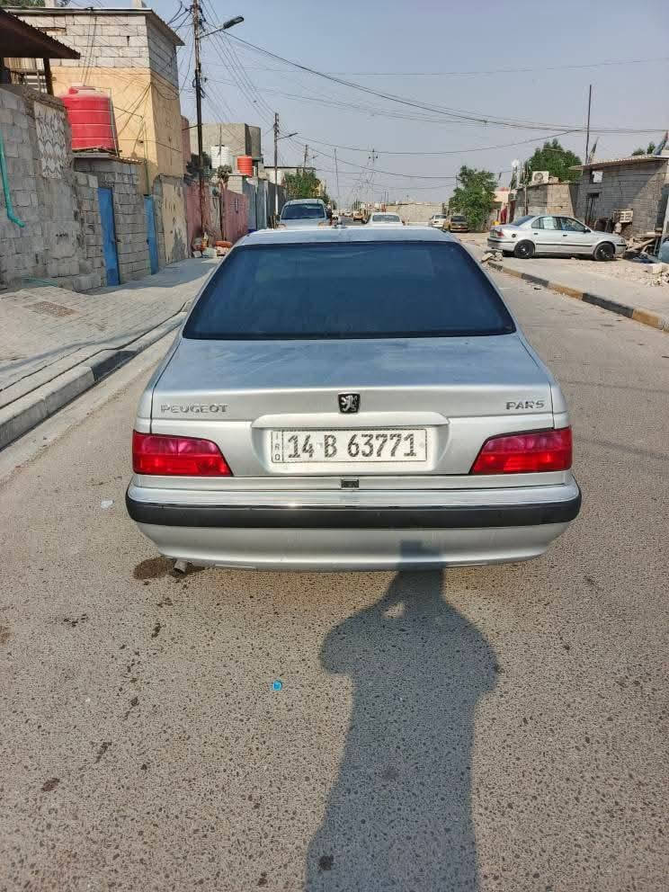 بيجو بارص موديل 12 سنويه جديده لل 30تنتهي سنويه وسياره بسمي رقم نكليزي تبريد تدفئه كير خير من الله مكينه نعمه وهاي شوفت عين سياره تحي شوف سعر 33وبيهه مجال حك جيه***********
