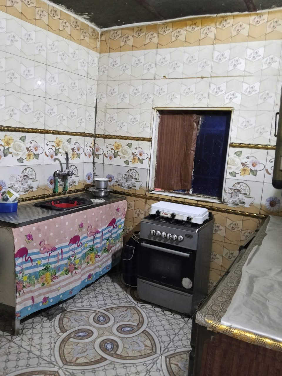 السلام عليكم بيت للبيع بالسكك المساحه 100 مربع كامل خدمات مقرنص باب البيت ومجاري البيت البيت نظيف كلش يتكون من غرفتين وصاله ومطبخ وصحيات خارجيه البيت عكاده السعر 30 مع قليل من المجال


**إذا كنت صاحب هذا الإعلان وتريد حذفه لأي سبب، رجاءا أرسل رسالة إلى الدعم الفني**