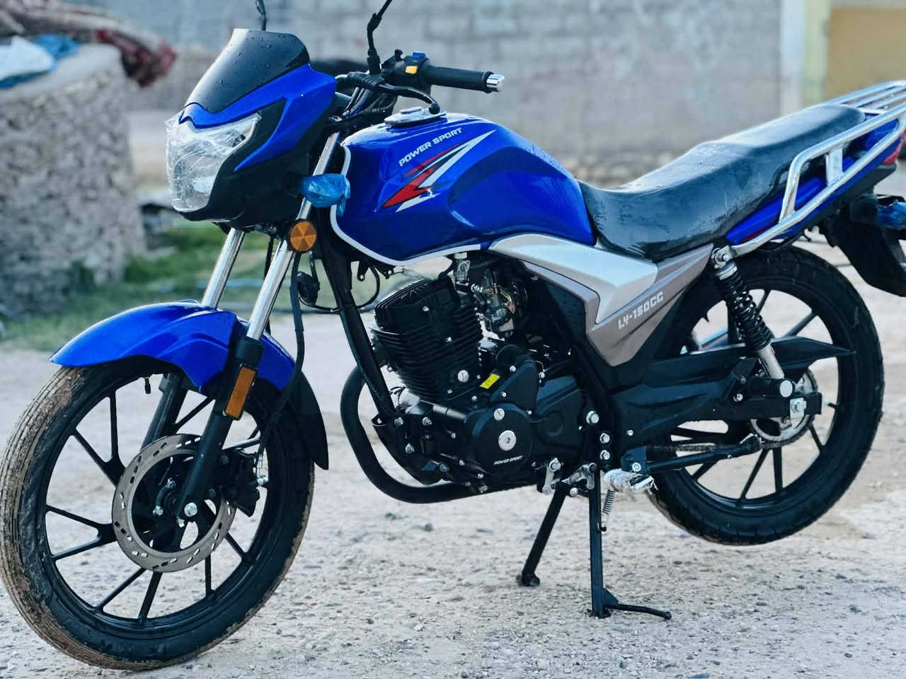 ماطور سايم باور سبورت
مودل 25 اوراق 
كفاله عامه محرك وكهربائيات وضع شركه 
سعر : مليون بي مجال حك جيتك 
لاتصال:  ***********
