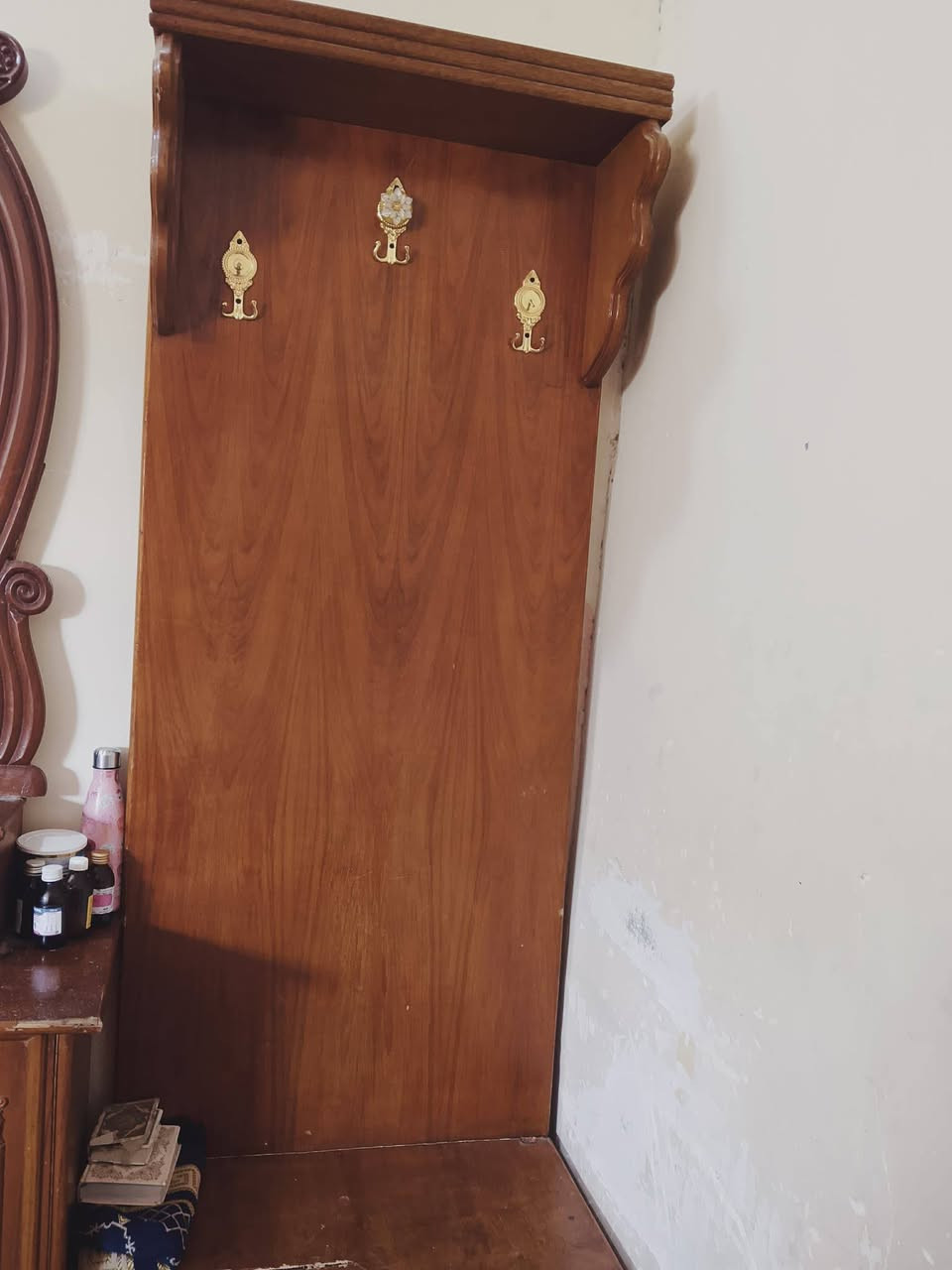 سلام عليكم هذني للبيع 175  الاستفسار تصال برقم ما متواجد ***********
