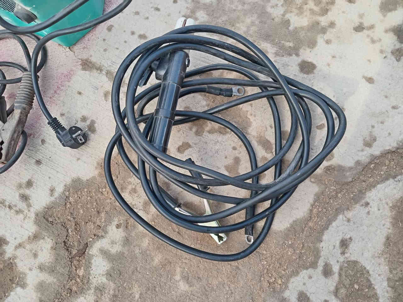 مكينة لحيم أخت الجديده ما مبين مشتغله للبيع
سعر 225 ألف عنوان الأنبار عنه ناحية الريحانه الأستفسار علئ
***********
*********** بي واتساب
