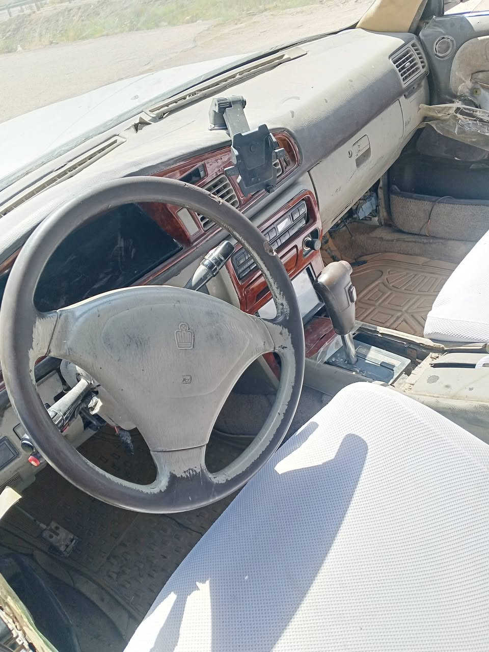 سلام عليكم سياره للبيع موديل 92هارتوب حلوه الشراي يتصل ويدلل السعر 43 وبيهه مجال رقمي هذا *********** تحويل كبل
