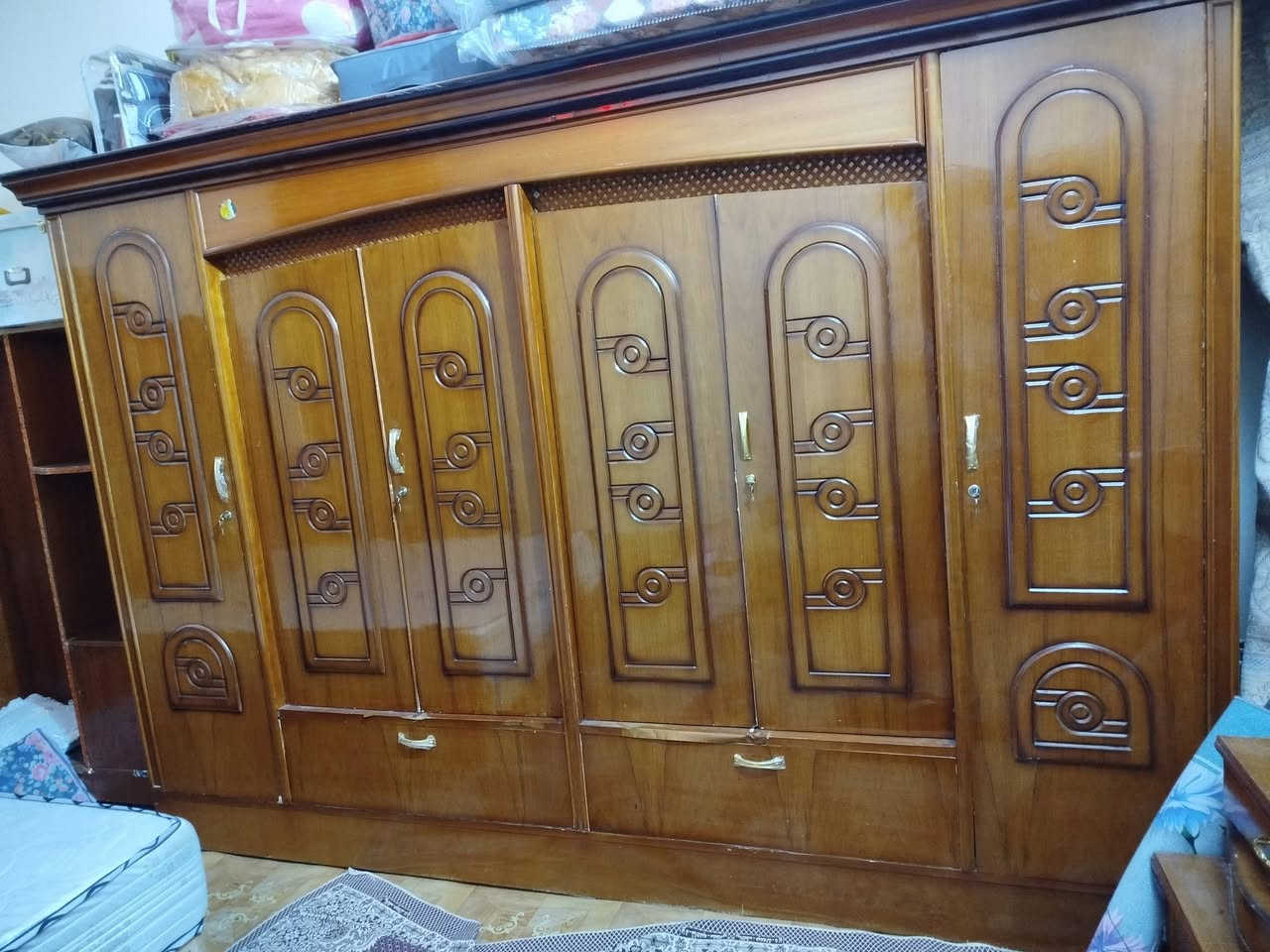 غرفه صاج للبيع السعر 700وبيها مجال 
الرقم ***********
