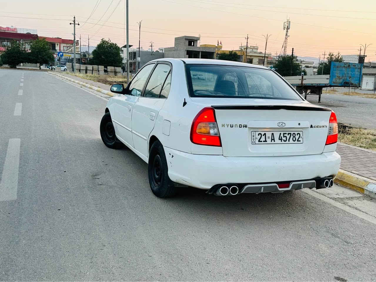 هۆندا ئەکسێنت مۆدێل ٢٠٠١
گێر مەکینە بەشەرت 
تەبرید بەشەرت 
چوار جام کارەبا
چوار تایەی تازەی لە ژێرە 
سەنەوی ٣ مانگە بەسەر چوە 
بەشەرتی تەحویل غەرامە 
کامل سبوخ بۆ جوانی 
یەک پارچە لێدراوی هەیە کەمێک ناوی گرتوە 
نرخی ٥٧$ گەڵاو کەمێک موعامەلە 
0️⃣7️⃣7️⃣0️⃣2️⃣9️⃣5️⃣4️⃣1️⃣4️⃣1️⃣
0️⃣7️⃣5️⃣0️⃣1️⃣6️⃣9️⃣1️⃣7️⃣0️⃣1️⃣ شربازهير, السليمانية


**إذا كنت صاحب هذا الإعلان وتريد حذفه لأي سبب، رجاءا أرسل رسالة إلى الدعم الفني**